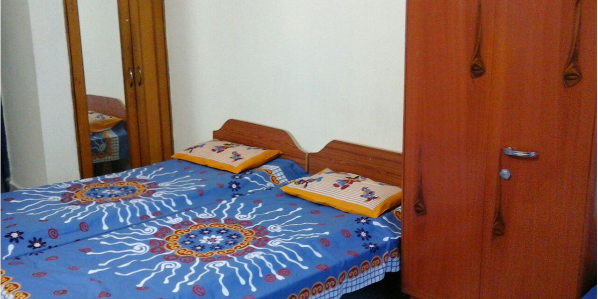 Almirah single Sharing