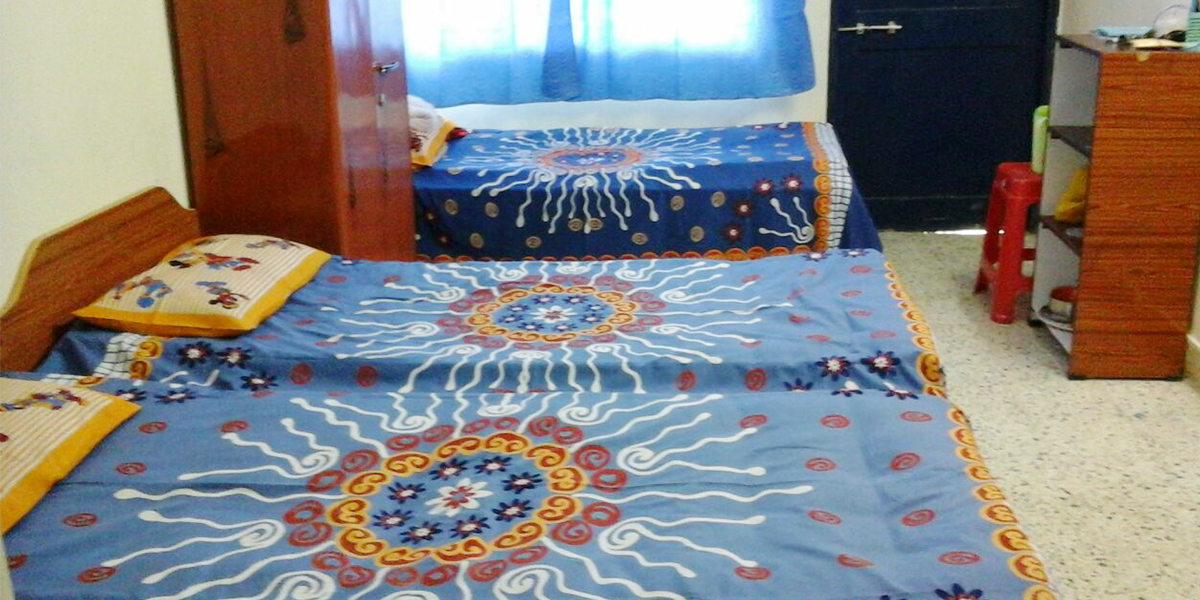 Triple Sharing Bed